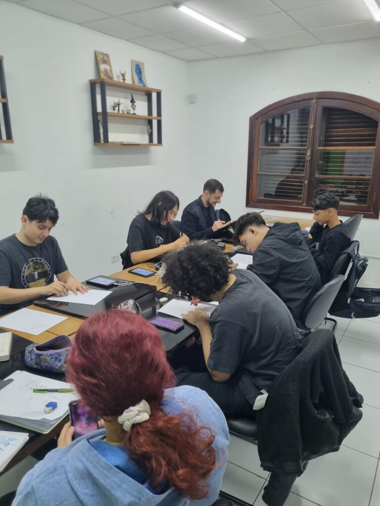 Desenho como hobby: um respiro no dia a dia - aula de tradicional de adultos com professor João