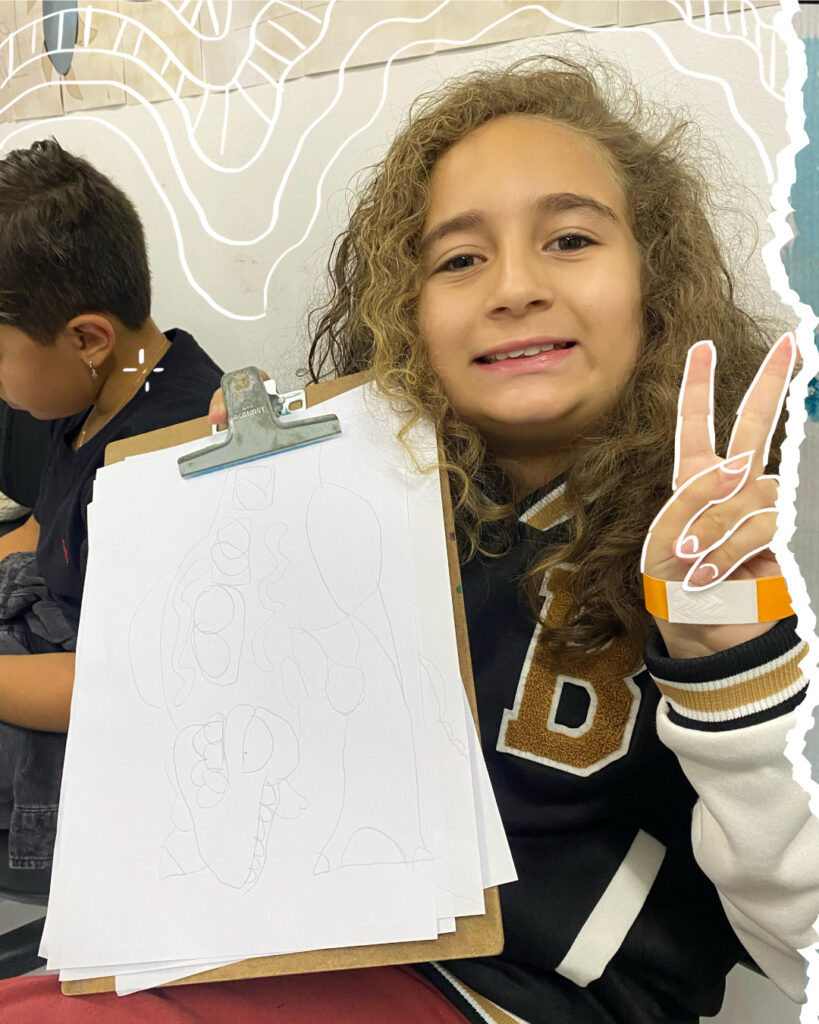 Um pouco do que é desenho para gente. Foto com nossos alunos de tradicional em seus desenhos.